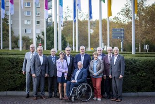 Gruppenbild des VdK-Landesverbandes Baden-Württemberg mit Geschäftsführung