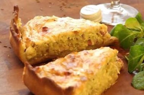 Zwiebelkuchen und Federwei&szlig;er
