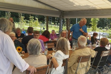 VdK Gemeinschaft im Restaurant Rosengarten beim Plauschen VdK Gemeinschaft im Restaurant Rosengarten beim Plauschen