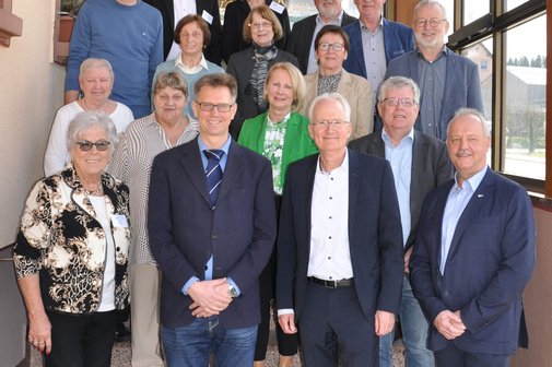 Kreisvorstandsteam mit Ehrengästen