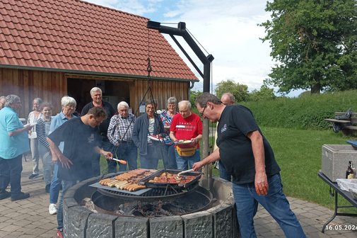 Grillen an der Grillhütte