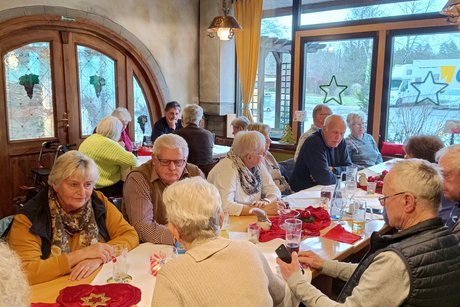 Mitglieder des Ortsverbands Althengstett Gechingen bei der Weihnachtsfeier
