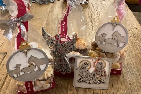 Pr&auml;sentation der kleine Geschenke zur Weihnachtsfeier