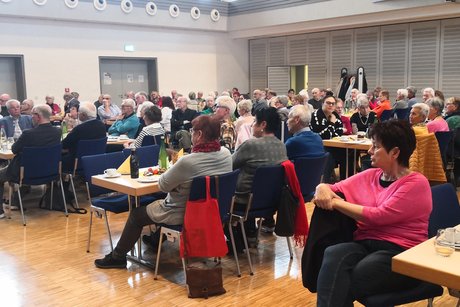 Herbstfest 2024 - Vorstellung des Pflegestützpunkt im Neckar-Odenwald-Kreis durch Frau Scheuermann
