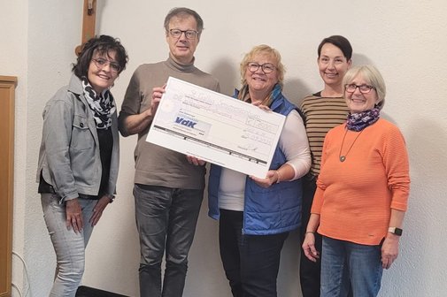 Martina Heizmann (Heimleitung), Michael Schlosser (Gesch&auml;ftsleitung), Patricia Nolle, Anja Lehmann, Jutta Killig (VdK OHB)