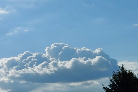 Interessante Wolke am Himmel