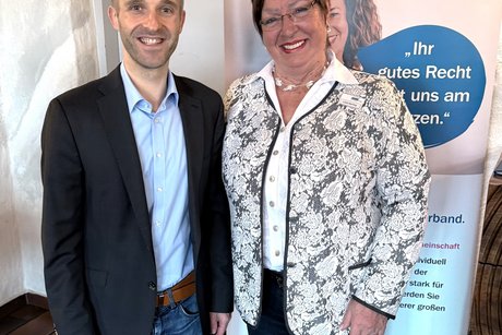 B&uuml;rgermeister Enzensperger verabschiedet Liane Herrling