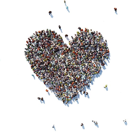 Sozialverband VdK Baden-Württemberg Ehrenamt Solidargemeinschaft Luftmotiv einer Ansammlung von Menschen, diese sind nur als Punkte zu erkennen und bilden ein Herz.
