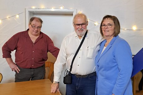 Ehrung zum Ehrenvorsitzenden Friedrich Hauser Ehrung zum Ehrenvorsitzenden Friedrich Hauser