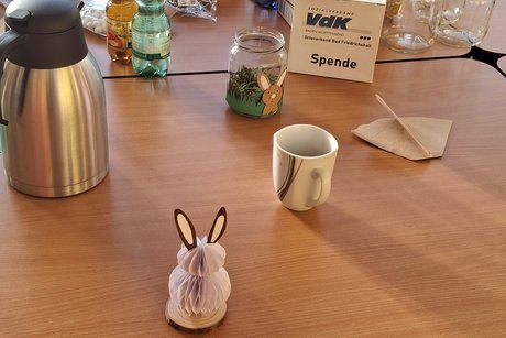 Osterhase aus Filterpapier