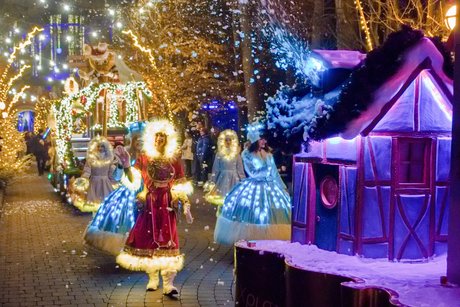 Lichterparade beim Winterzauber im Europapark