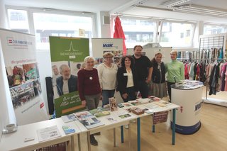 Von links nach rechts: Maria Eichenhofer – Fröscher, Brigitte Weimar, Renate Babic, Oliver Riegg, Crina Haidu, Christiane Blessing -Win