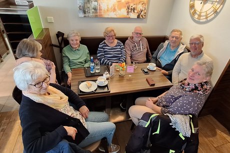 VdK-Treff im Café Trölsch Auch der kleinere Tisch war sehr gut belegt