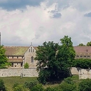 Das Kloster Lorch steht über der Stadt.