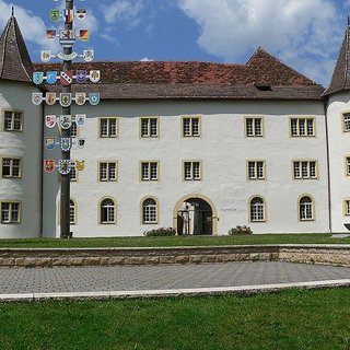 Hier sehen Sie das alte Schloss von Immendingen, das heute als Rathaus für die Verwaltung der Gemeinde dient. Ebenso ist der Polizeiposten in dem Gebäude untergebracht.© Gemeinde Immendingen