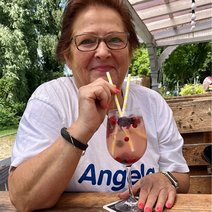Angela Schneider
