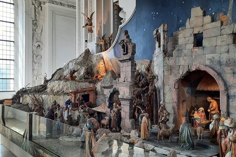 Panoramablick von der gro&szlig;en Weihnachtskrippe.