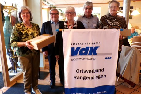 Die anwesenden Jubilare mit R.Sauter, E.Strobel und W.Dietrich