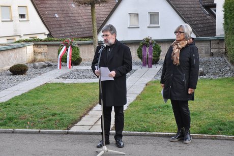 Ansprache Bürgermeister Tritschler und Brigitte Karmacek vom VdK