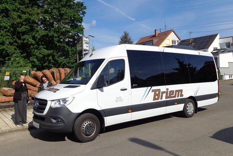 Unterwegs mit dem Briem-Bus