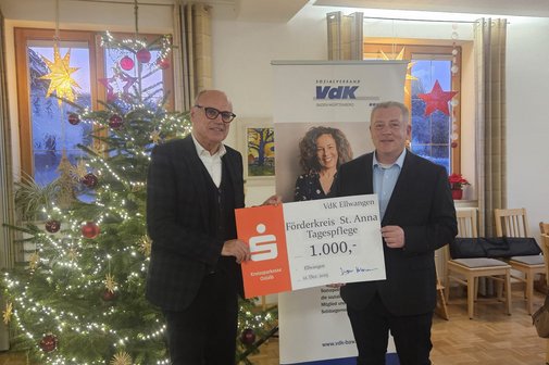 Auftritt des Kindergartens Schrezheim Adventfeier
