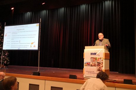 Winter-/Adventsfeier 2025 - Gru&szlig;worte vom VdK Kreisverband Neckar-Odenwald von Franz Brenneis