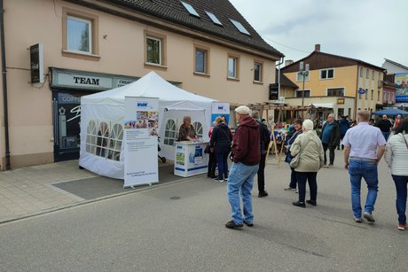 Es kamen immer wieder neue Besucher zu uns und informeirten sich über den VdK