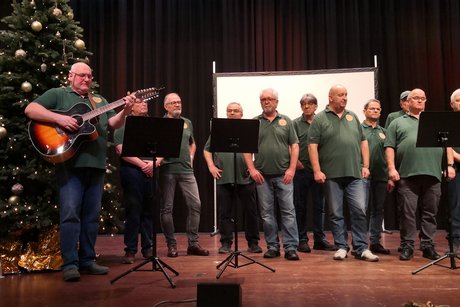 Winter-/Adventsfeier 2025 - O'Greenwood (irischer M&auml;nnerchor aus Obrigheim)