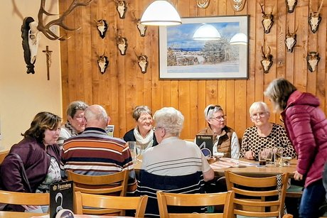VdK'ler bei der Einkehr im Gasthaus Adler in Eglingen