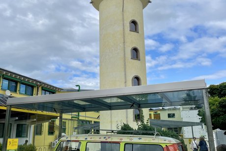 Rapunzel Naturkost ist einer der führenden Bio-Hersteller in Europa. Begonnen hat alles 1974. Seit den Anfängen Rapunzels begleitet ein Bulli die Firmengeschichte.