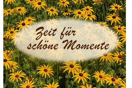 Zeit f&uuml;r sch&ouml;ne Momente beim VdK Kaffeetreff im August. Hintergrund gelbe Sommerblumen