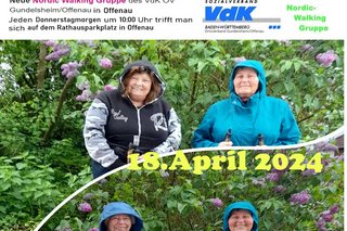 Bild zeigt 4 Frauen in Regenkleidung mir Nordic Walkingstöcken