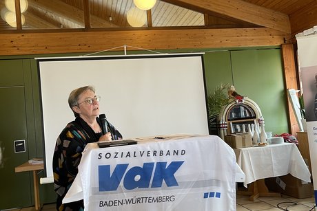 Frau Hafner referiert &uuml;ber &bdquo;B&uuml;rgerschaftliches Engagement&ldquo;