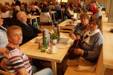 Beim Mittagessen