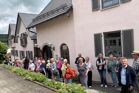 DIe Gruppe des VDK OV Gruibingen wartet auf die süße Verführung