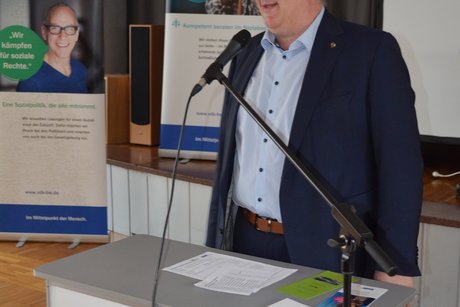 Stellv. Landesvorsitzender J&uuml;rgen Neumeister &uuml;berbrachte Gr&uuml;&szlig;e und den Dank vom VdK-Bezirksverband