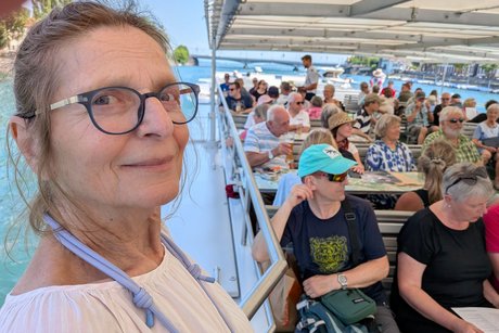 Gruppenfoto auf dem Schiff