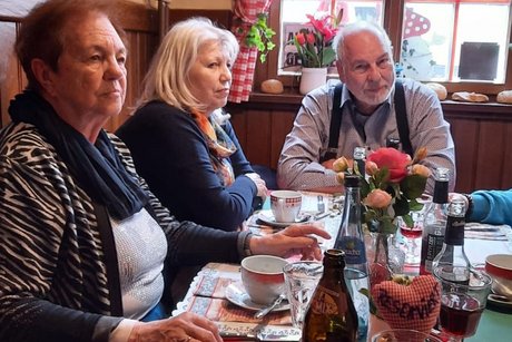 Beim Abendessen.