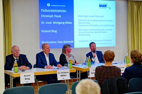 Sie diskutierten zur Lage der medizinischen Versorgung in Filderstadt (v.l.): Roland Sing, Dr. Wolfgang Miller, Ines Schmidt und Christoph Traub