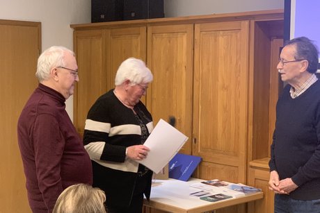 F&uuml;r 40j&auml;hrige Mitgliedschaft wird Klaus Flaskamp geehrt