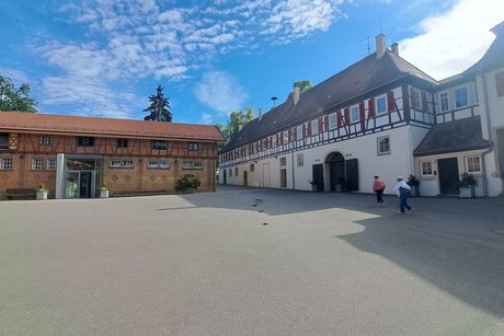 Innenhof vom Eingang aus