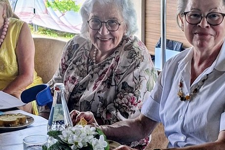 Margarete und Brunhilde Raiser