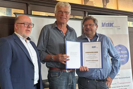 Goldene Ehrennadel des VdK für Martin Gehringer