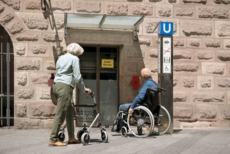 Menschen mit Behinderung