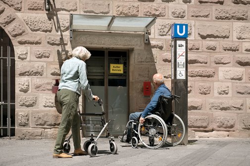 Menschen mit Behinderung