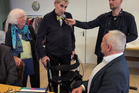 G&uuml;nther Rokasky bedankt sich f&uuml;r die Ehrung und schildert seine sehr guten Erfahrungen die er mit dem Sozialverband VdK bei der Durchsetzung seiner Interessen gemacht hat