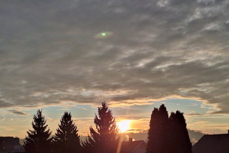 Der Himmel am Dienstagmorgen