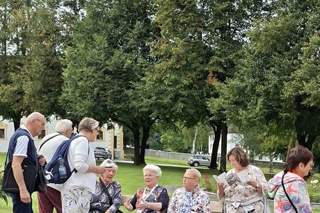 VdK'ler in der Anlage vom Kloster Stams