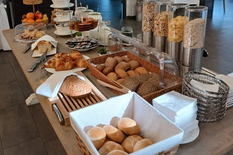 Frühstückstafel
