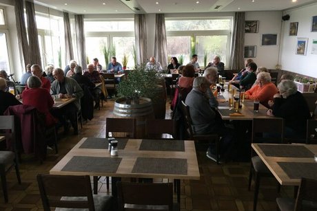 Blick in die Mitgliederrunde